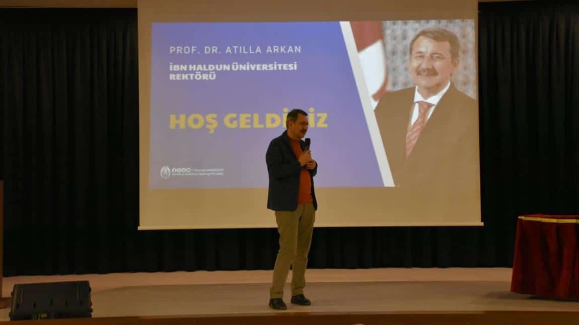 İbn Haldun Üniversitesi Rektörü Prof. Dr. Sayın Atilla ARKAN Öğrencilerimizle Bir Araya Geldi